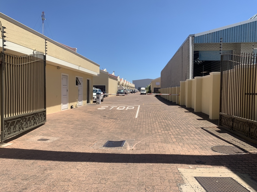 To Let commercial Property for Rent in Montague Gardens Western Cape